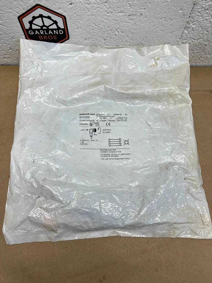 Used IFM EVC005 Ecomot 400, 5M Connection Unit - Lot of 2