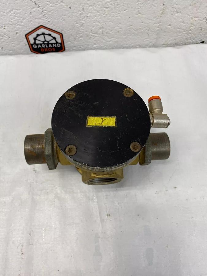Used Pneumax 0001509785C Mechanical Control Valve