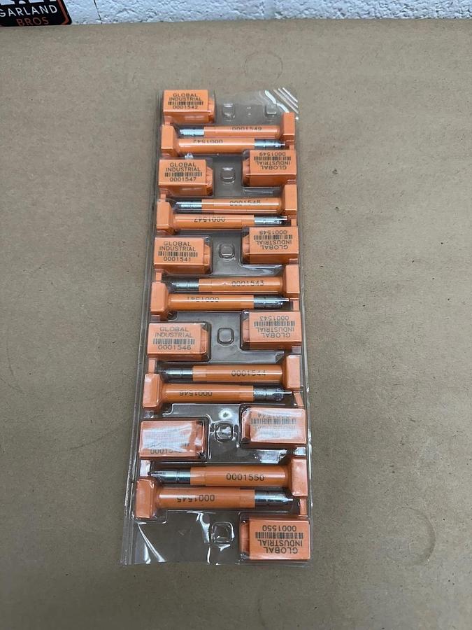 Used Global Industrial 6704870R High Security Boot Seal *NEW*