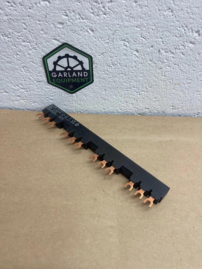 Used Eaton XTPAXCLKB4, 3 Phase Commoning Link, B3.1/4-PKZO *NEW*