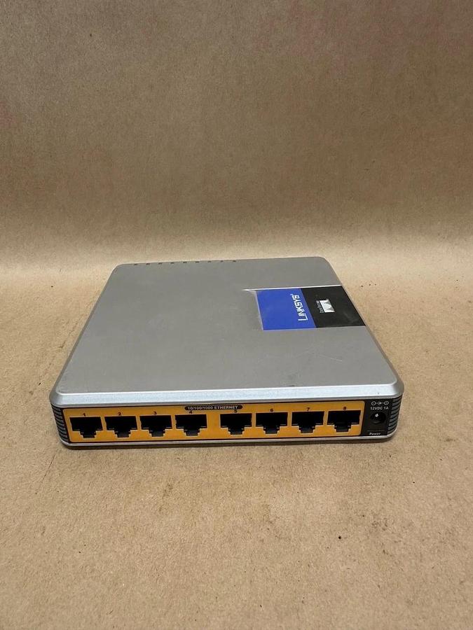 Used Linksys EG008W Gigabit 8-Port Workgroup Switch with Cord