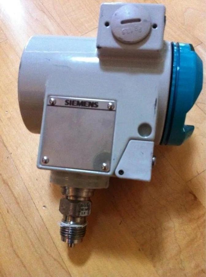 Used SIEMENS Sitrans P Transmitter 7MF4020-1FA00-1AA1-Z