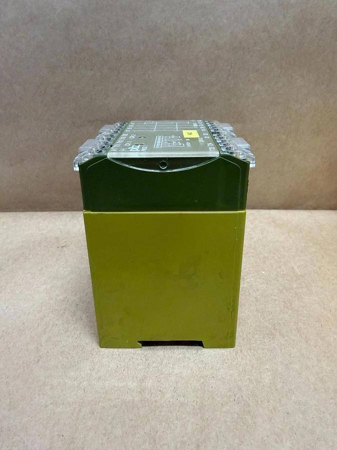 Used Pilz PNOZ 1 35/10 Safety Relay - FOR PARTS