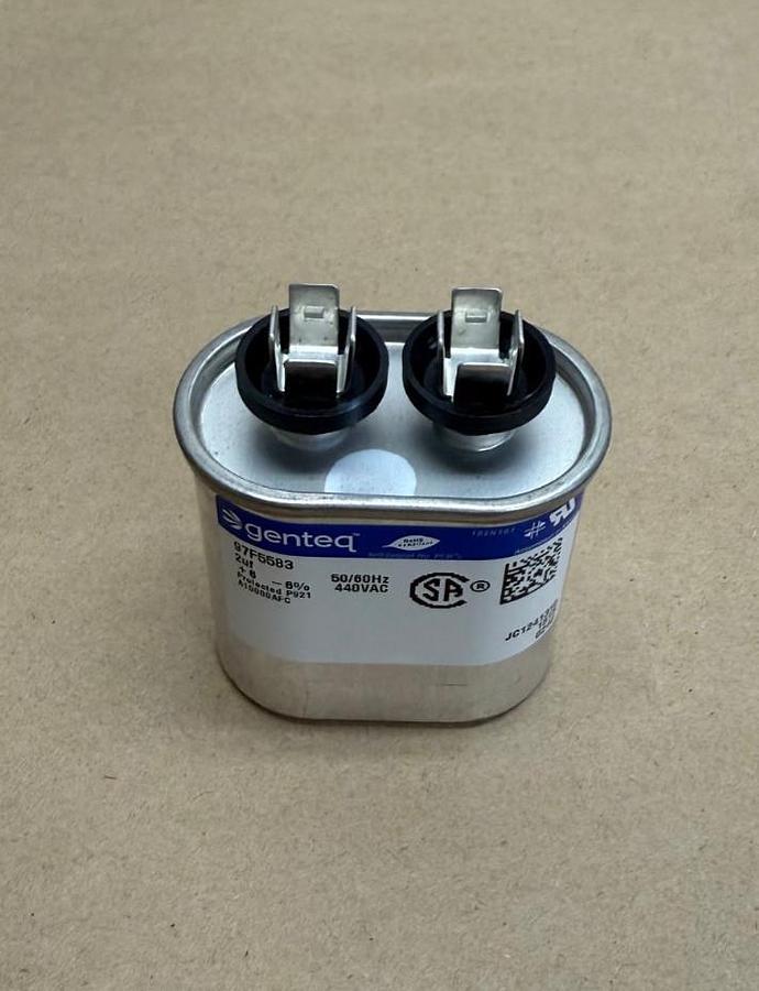 Genteq 97F5583 Capacitor, 50/60 Hz, 440 VAC *NEW*