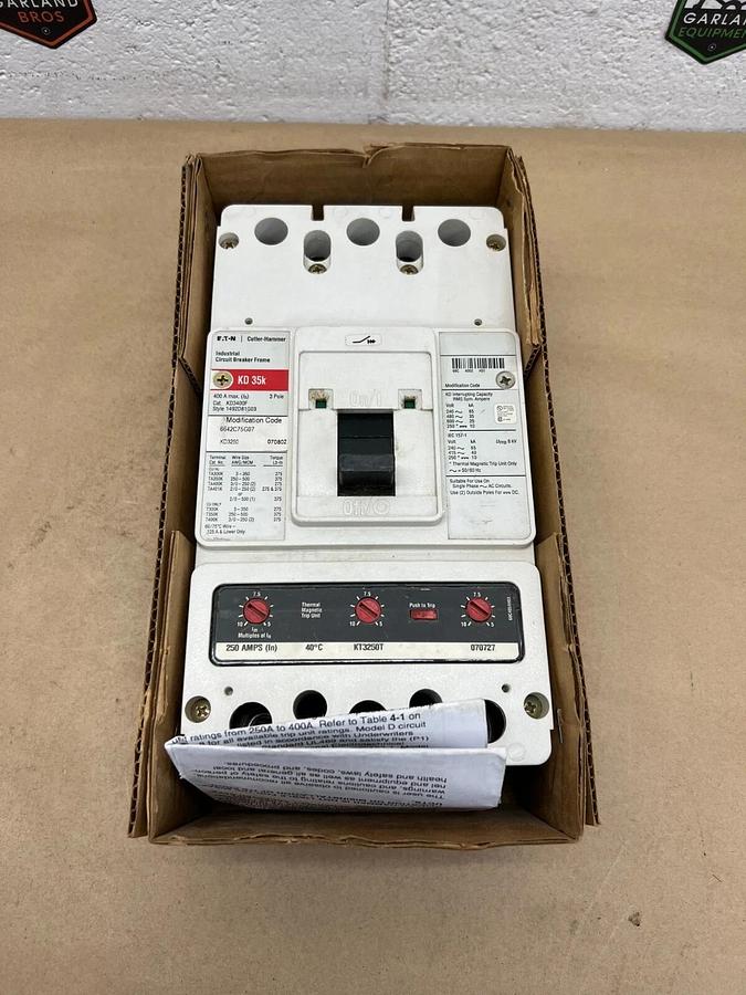Used Cutler Hammer KD3400F 3 Pole, 400Amp Industrial Circuit Breaker