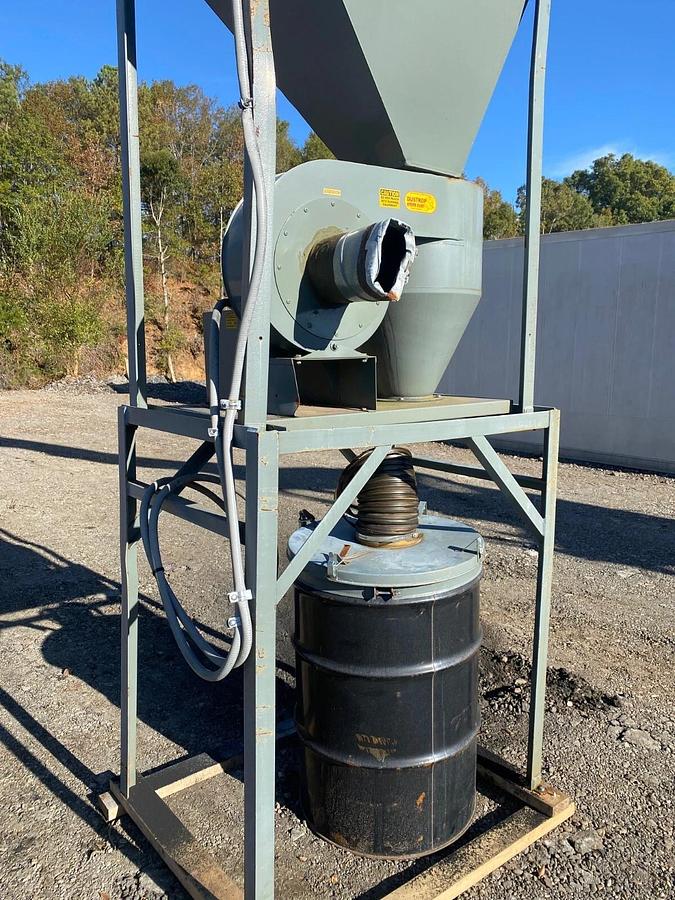 Used AGET Dustkop 11T51-D1-SP Dust Collection System, Baldor 1.5HP, 3500 RPM Electric