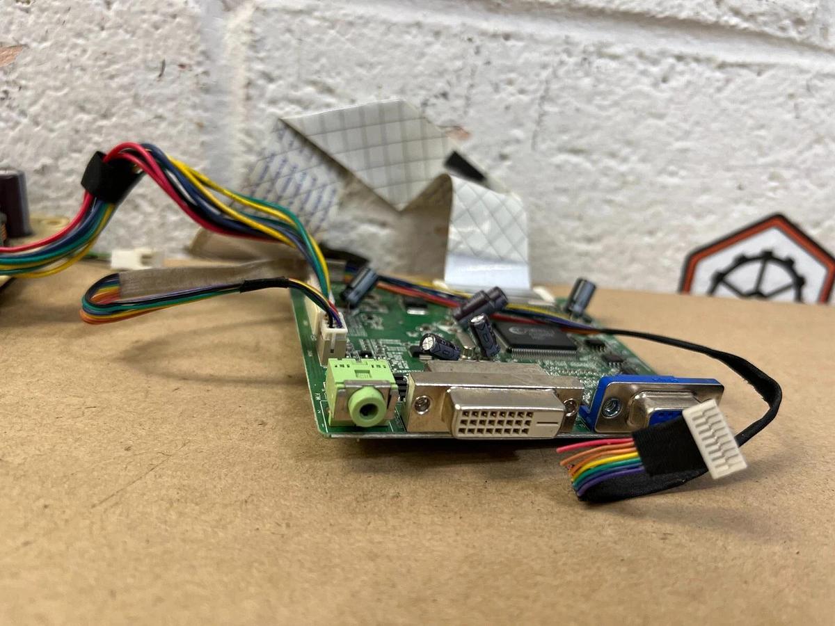 Used Innolux ILPI-135 Power Board