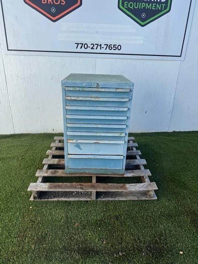 Used Industrial Tool Cabinet 8-Drawer (No Key) W: 22-1/4” H: 27” D: 33-3/4”