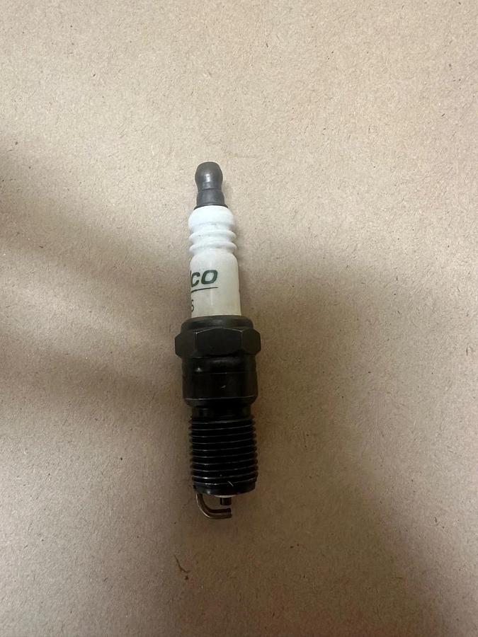 Used ACDelco R44LTS Spark-Plug, Box of 4 *NEW*