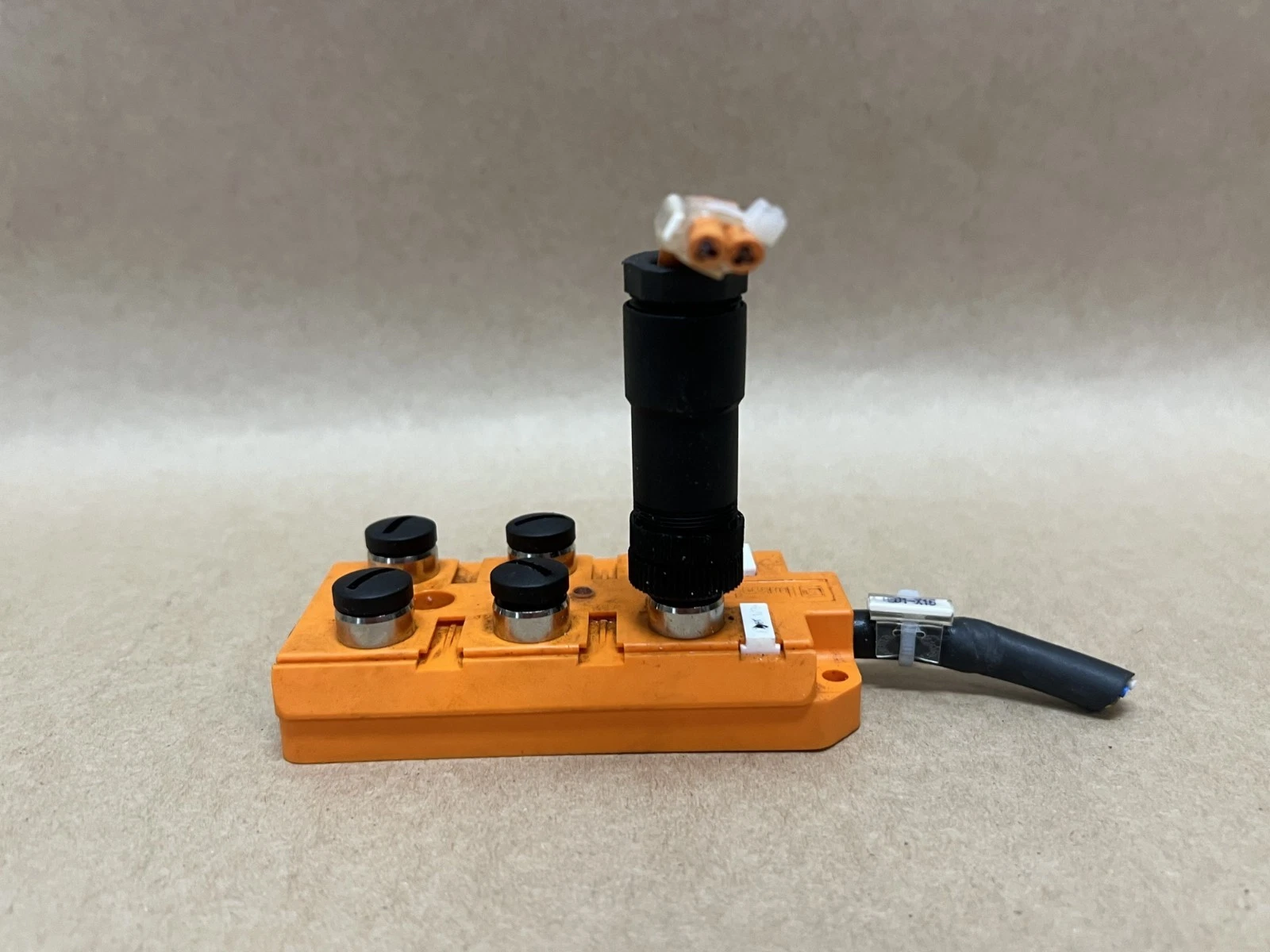 Used Lumberg ASB 6 LED-5/4 Actuator Sensor Box