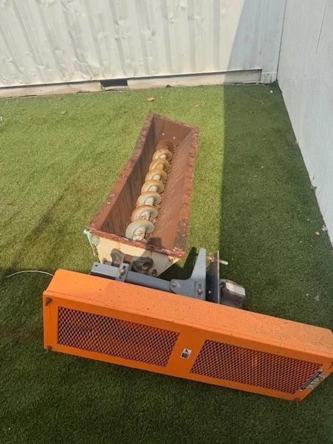 Used Industrial Screw Auger/ Conveyor 60" Long, Falk 5107 J25 7, Baldor CM35461