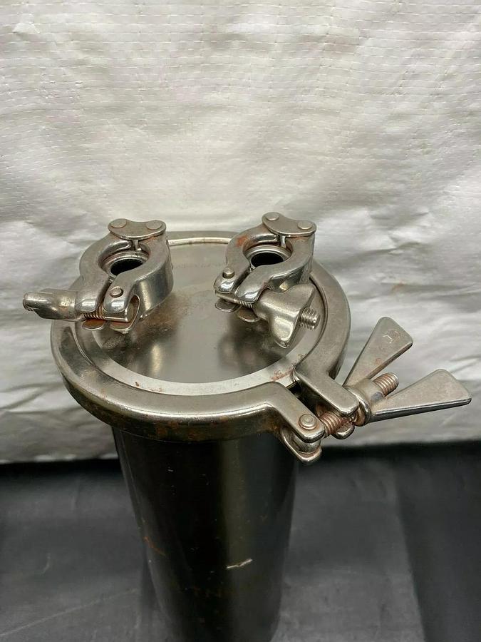 Used Millipore TNK401 Stainless Steel Filter Housing, 1/2" Inlets/Outlets