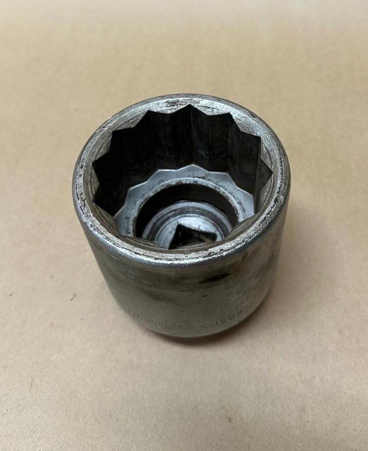 Used Williams X-1294, 2-15/16”, 12 Point Socket