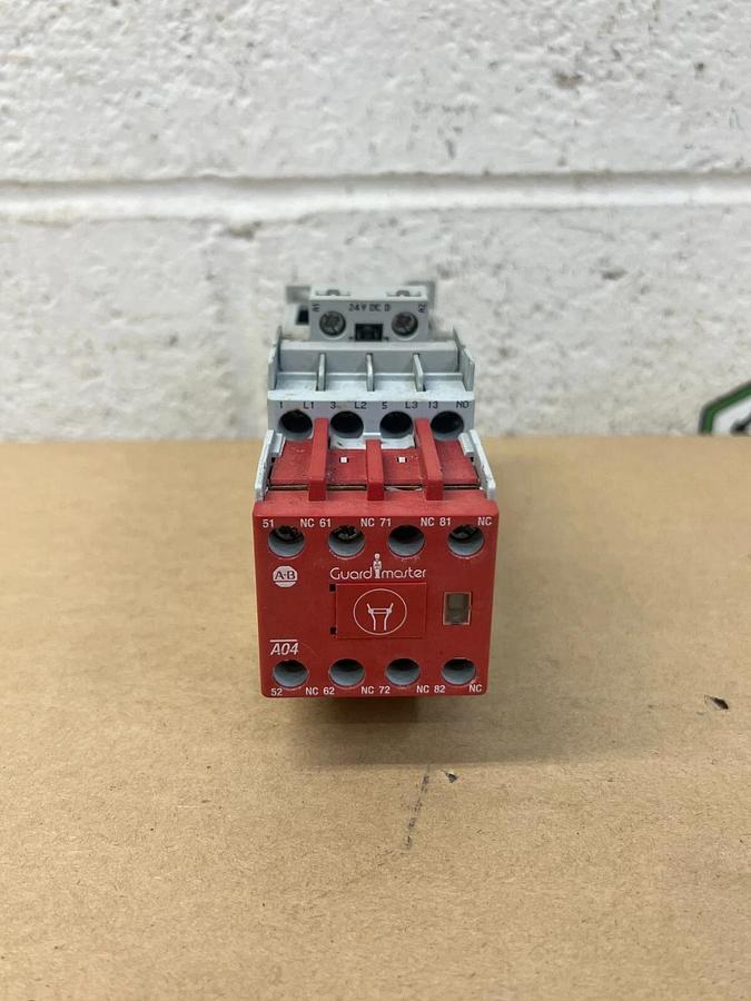Used Allen Bradley 100-C09D*10 w/100S-F Contactor w/ Control Relay