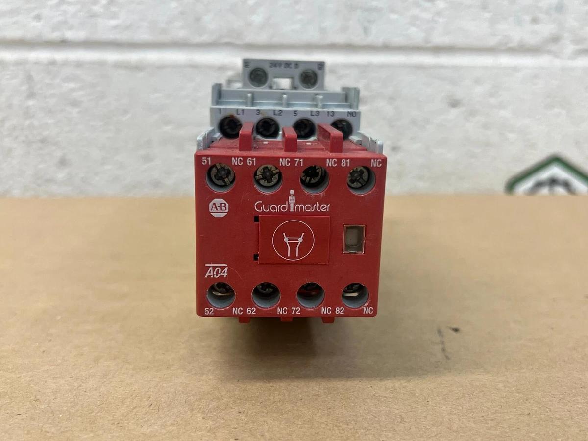 Used Allen Bradley 100-C09D*10 w/100S-F Contactor w/ Control Relay