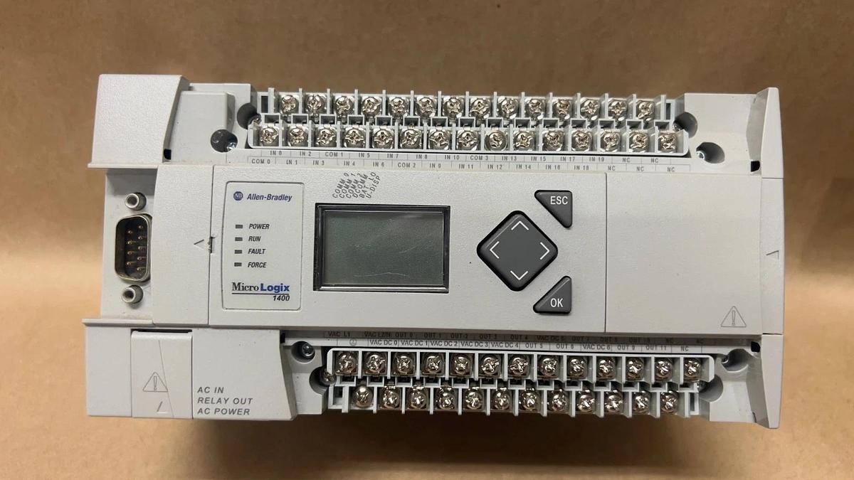Used Allen Bradley 1766-L32AWA Ser B MicroLogix 1400 32 Point Controller *NO COVER*