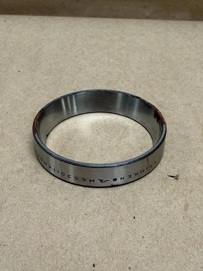Used Case 619387R1 Tapered Roller Bearing Cup