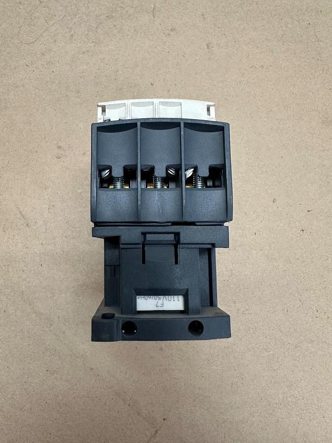Used Schneider Electric LC1D32 Contactor