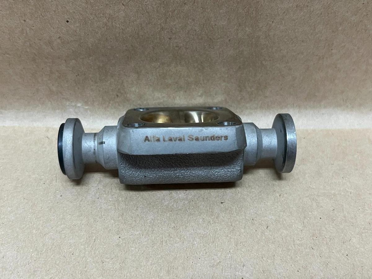 Used Alfa Laval Saunders 188226/001/143 2-Way 1/2" Tri-Clamp Valve Body, 316L