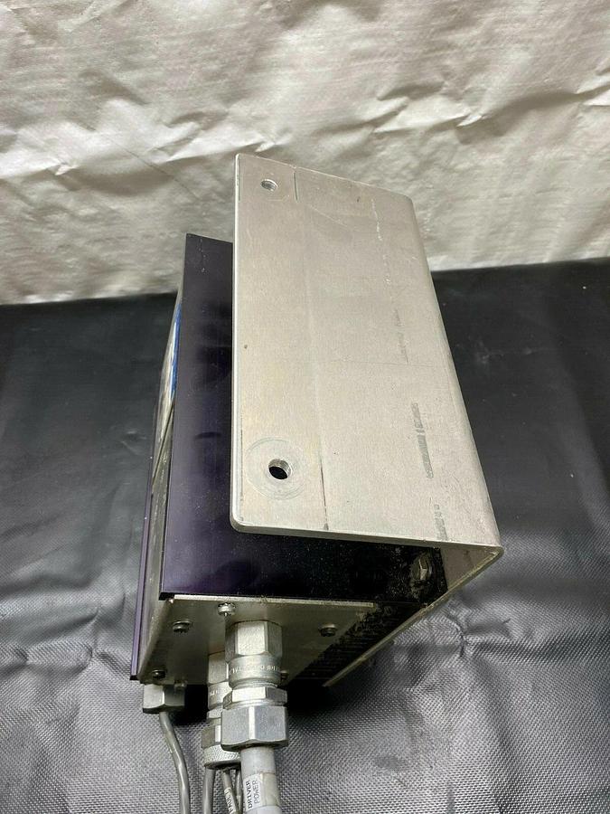 Used Nordson SD Series Electric Gun Driver, 231667E w/ Mounting Plate