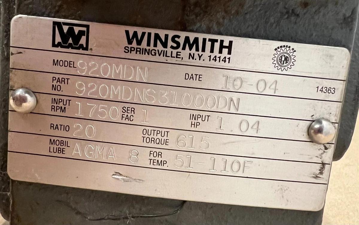 Used A.O. Smith Variable Speed Reducer 22200600, 46605351143-0A Winsmith Gear Reducer