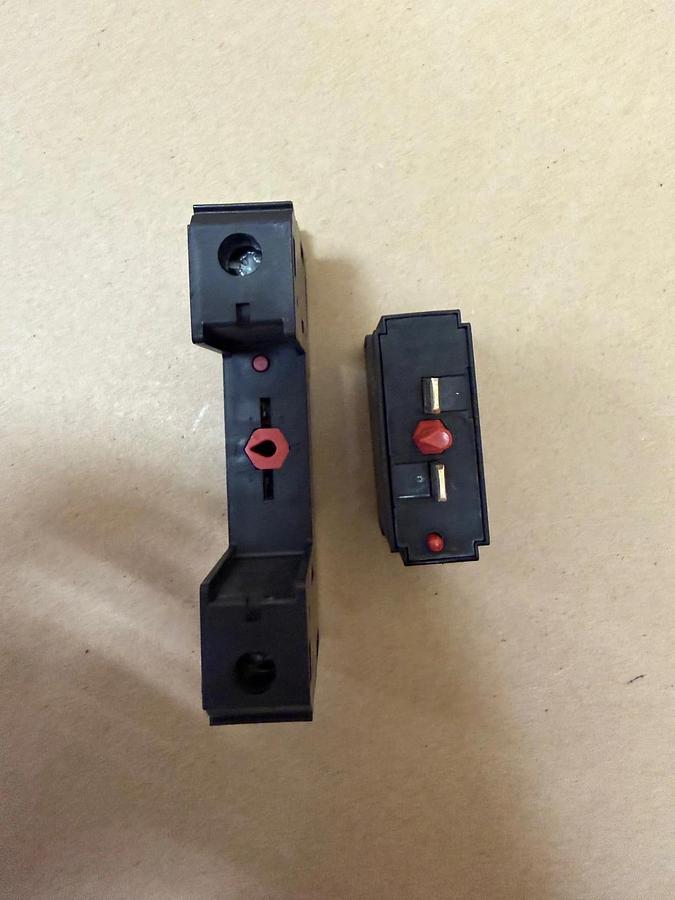 Used Phoenix Contact VAL-MS BE/FM Surge Protector w/ VAL-US 120 ST