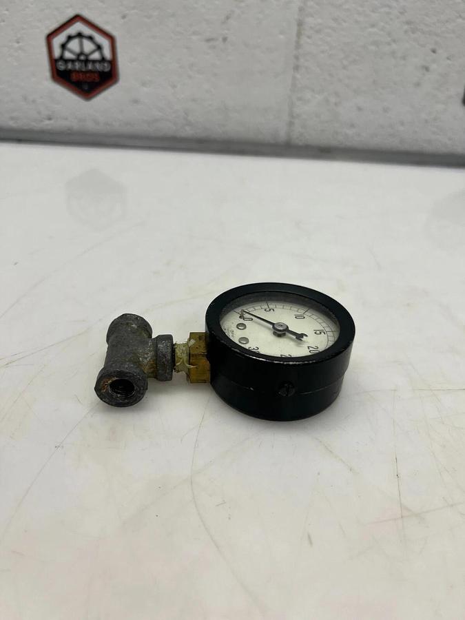 Used Marsh Instrument Co. 0-30PSI Pressure Gauge