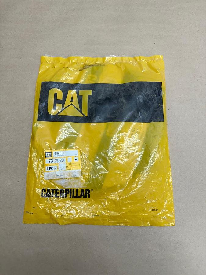 Used CAT 7X-2623 Retaining Ring *FACTORY SEALED*