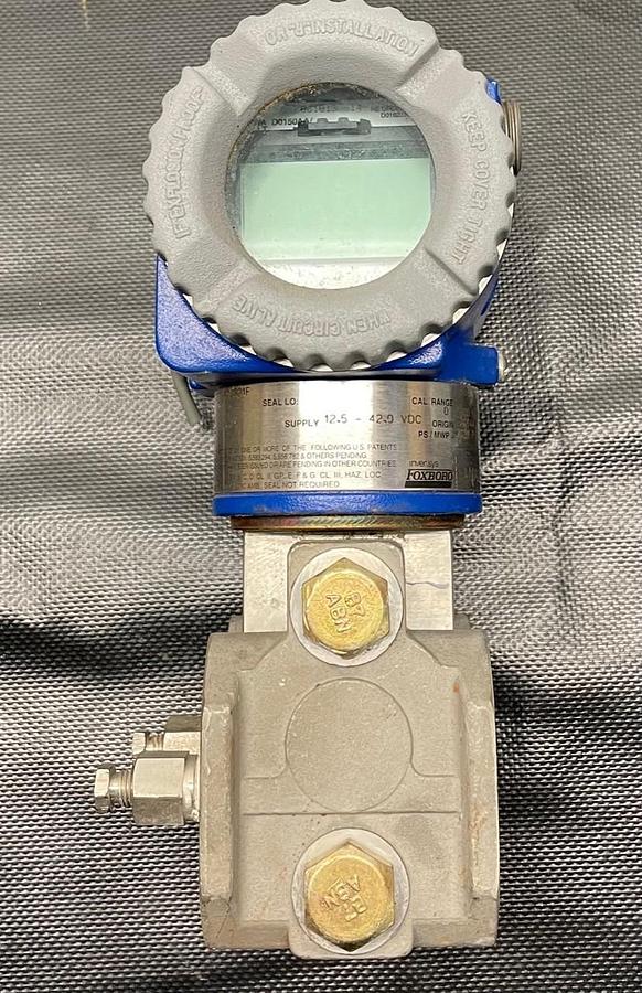 Used Foxboro IDP10-A22B21F Pressure Transmitter Gauge, 12.5-42.0 VDC