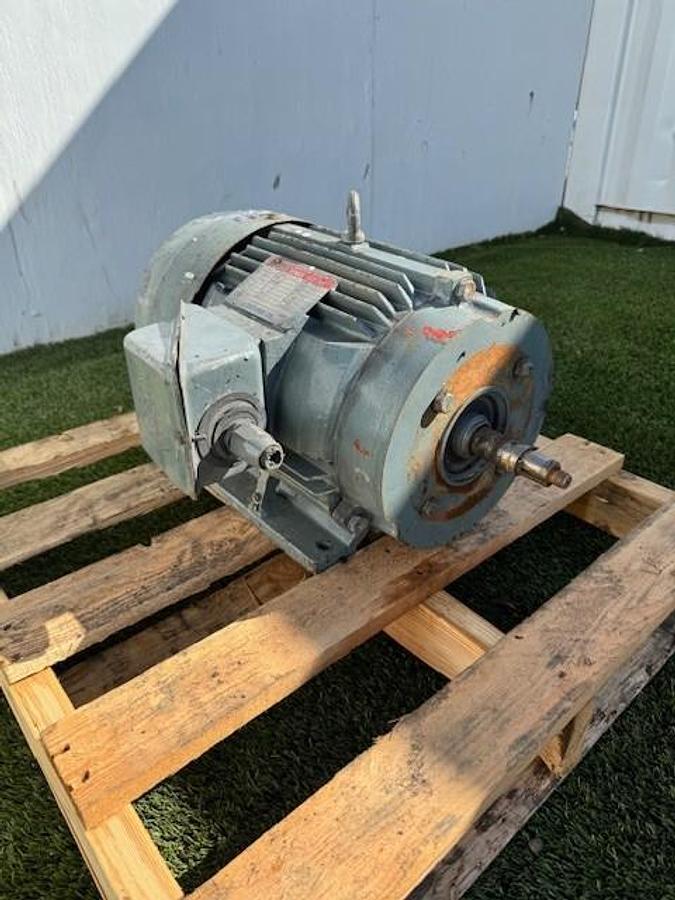 Used Tatung BBFC-HDA 15Hp Motor @ 3520RPM, 160M Frame, 240/480V