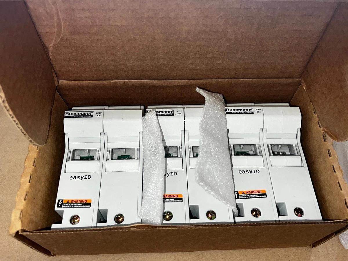 Used Eaton Bussmann Series CH30J2I 2 Pole 30A Class J Fuse Holder (Qty 3) *NEW*