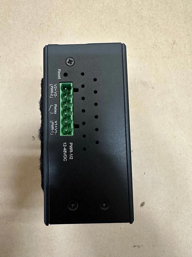 Used AAXEON APN-200 Industrial Wireless 802.11 b/g Access Port *NEW*