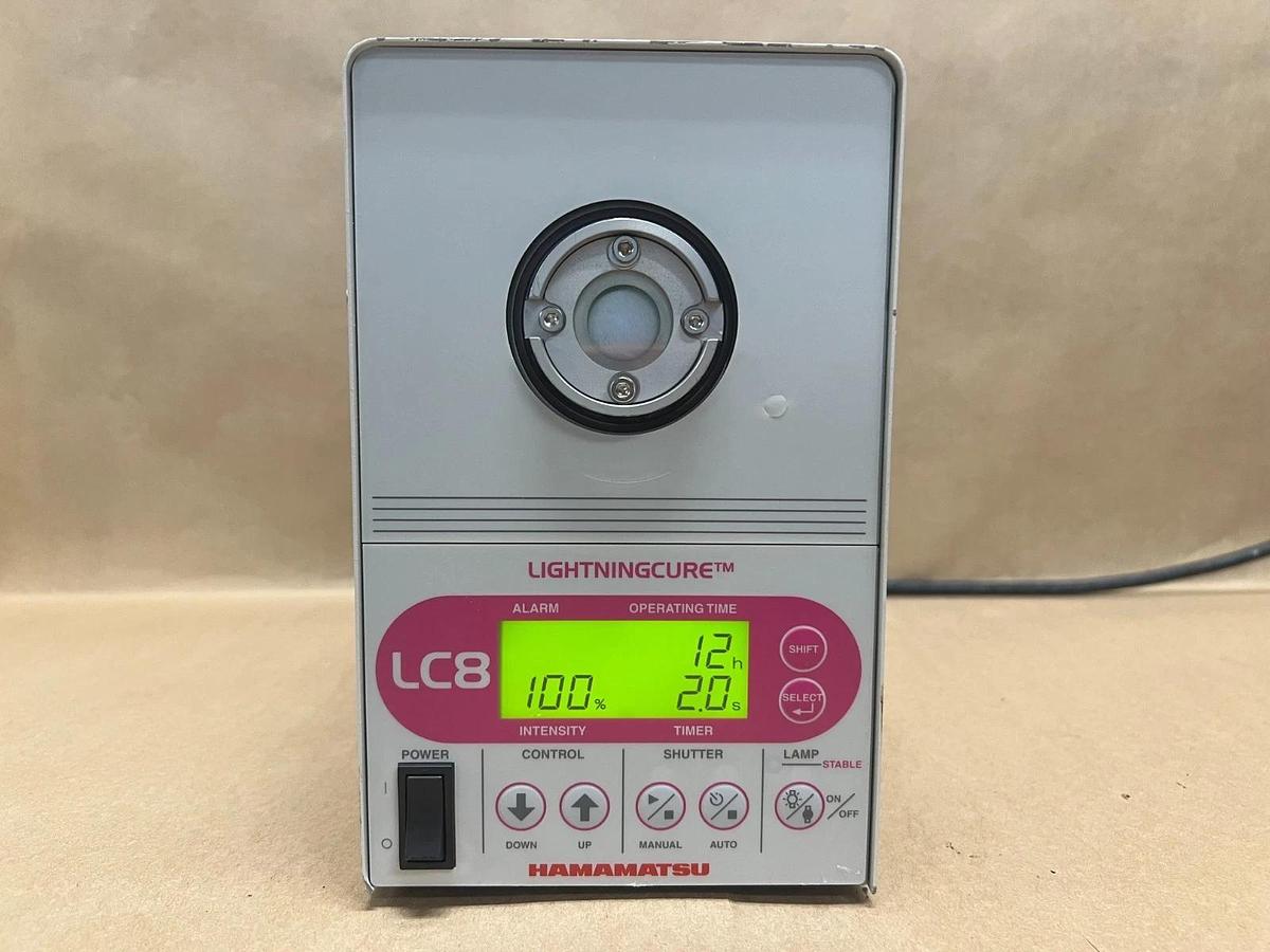 Used Hamamatsu LC8 Lightningcure Spotlight Source L9588-151H