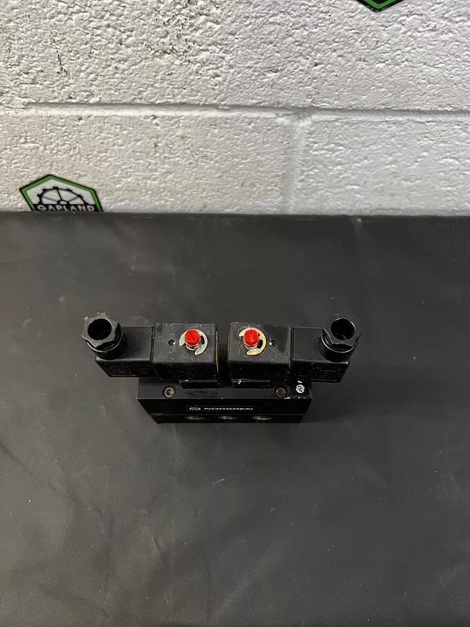 Used Norgren M/1702/123 Pilot Actuated Valve 2-10 Bar G1/4