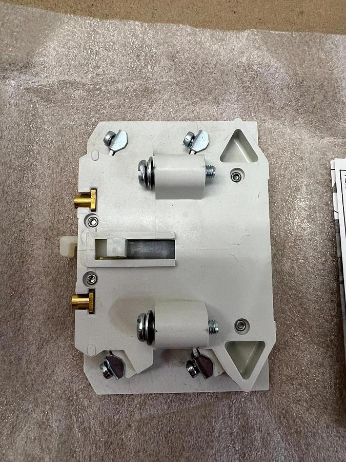 Used Eaton Cutler-Hammer C320KGS42 Series A Auxiliary Contact