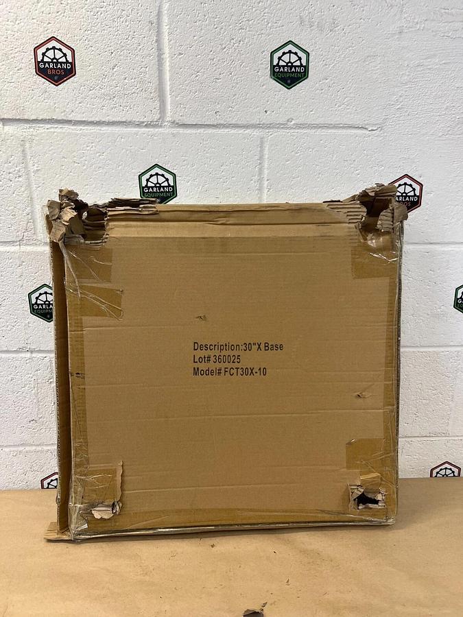 Used Interion FCT30X-10 30” Base for 36” Round and Square Cafe Tables