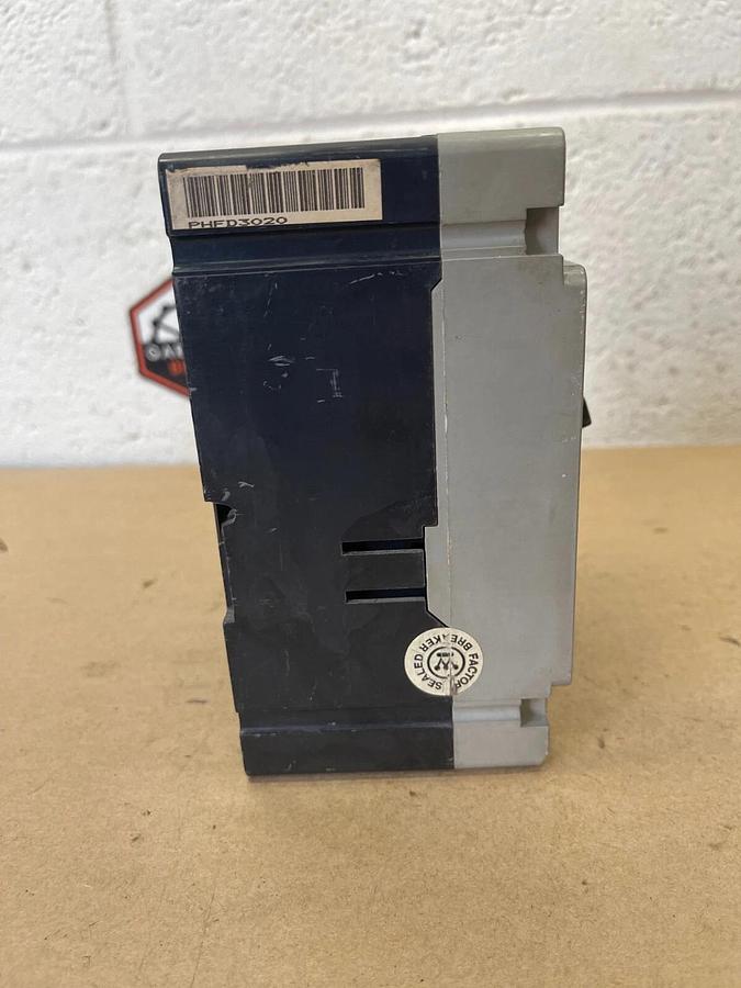 Used Westinghouse FD3020L Industrial Circuit Breaker, Series C, 20A, 600 VAC, 3 Pole