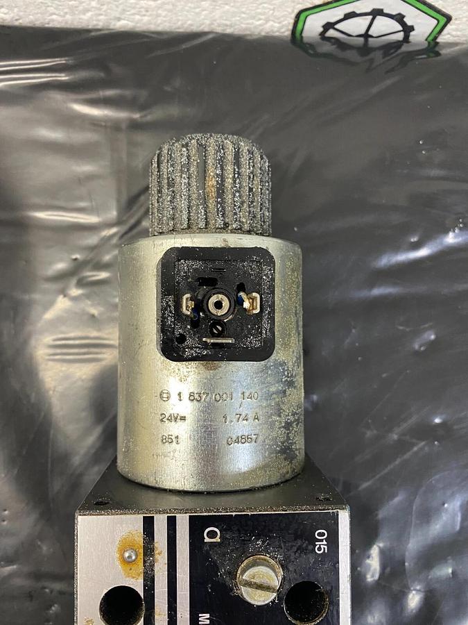 Used Bosch 1837001 140 Hydraulic Valve