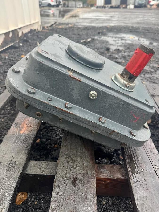 Used Falk 4203 J14 C Gear Drive, Ratio: 14.03:1, 1-5/16” Shaft