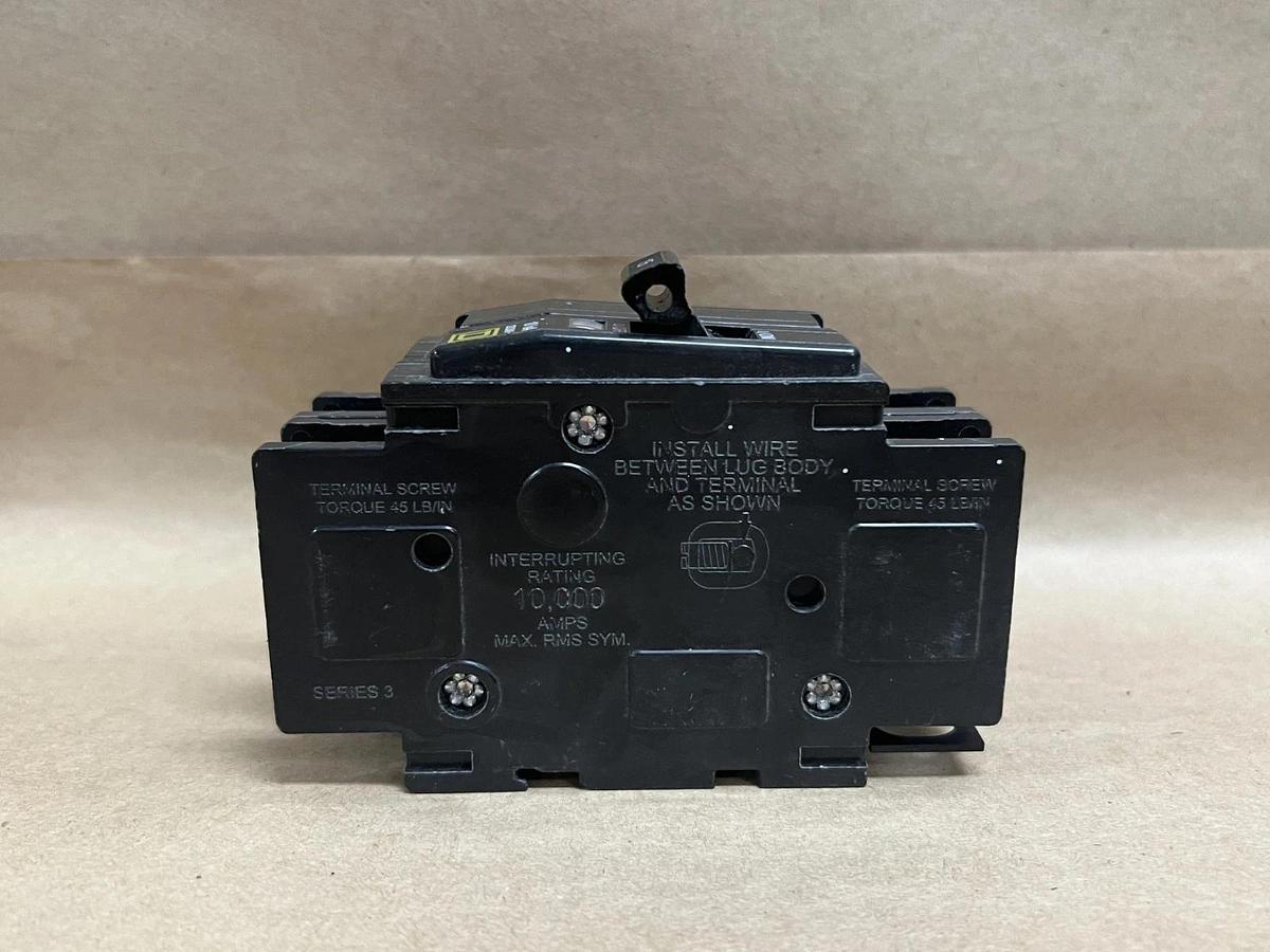 Used Square D QOU215 15A, 10 kA, 2P Circuit Breaker