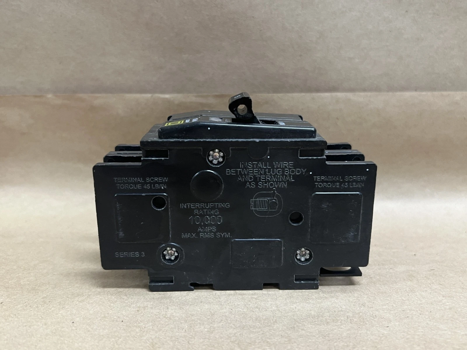 Used Square D QOU215 15A, 10 kA, 2P Circuit Breaker
