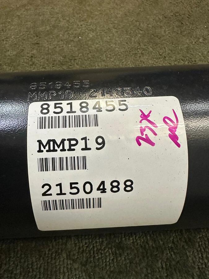 Used Hyster 2104512 Hydraulic Cylinder *NEW*