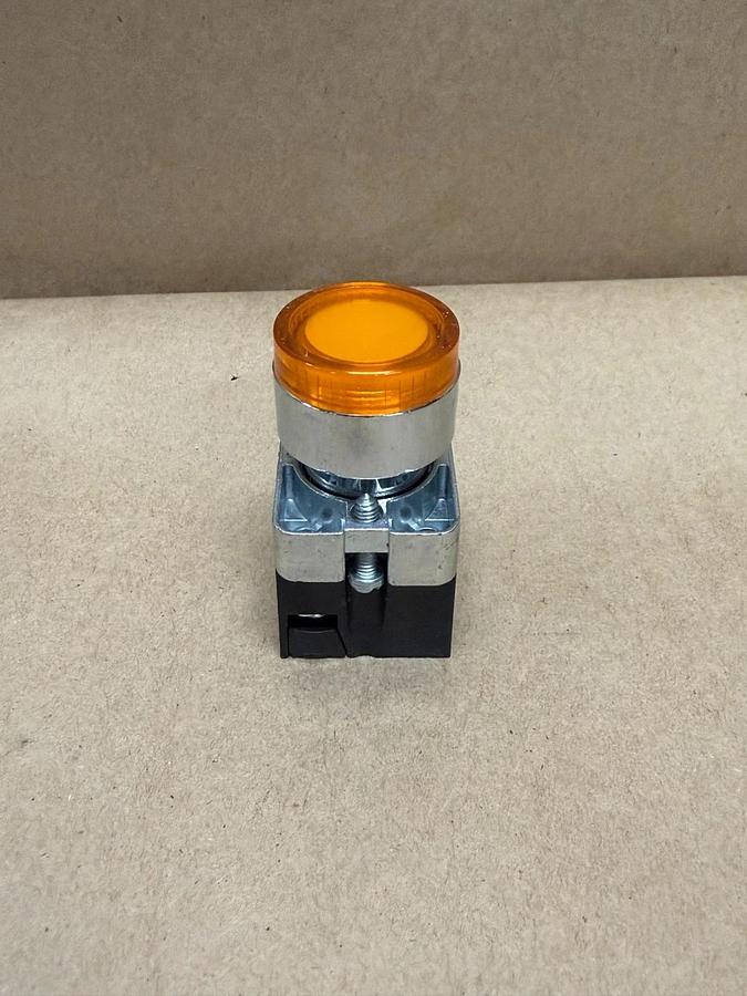 Used Automation Direct GCX1203-24L 22mm Push Button Momentary Yellow *NEW*