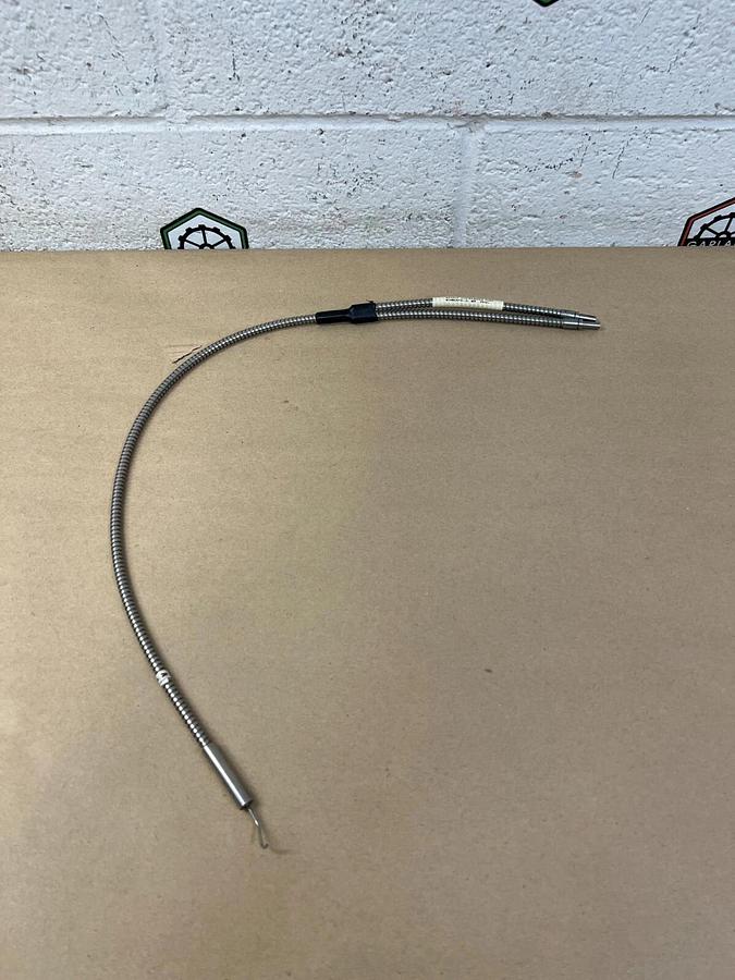 Used Banner Engineering BAM.752S Fiber Optic Cable 25” Long