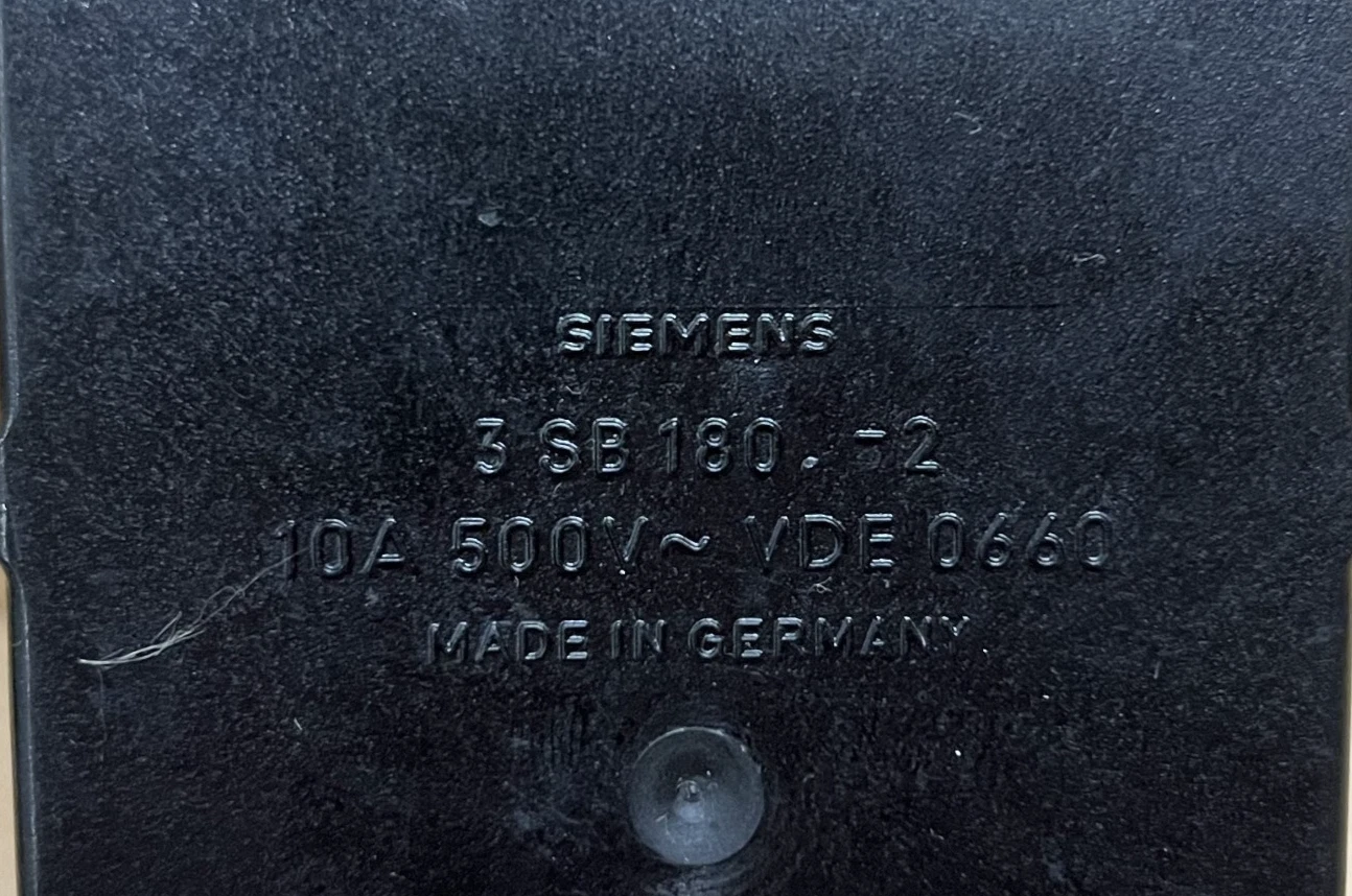 Used Siemens 3 SB 180.-2 Push-Button Control Station