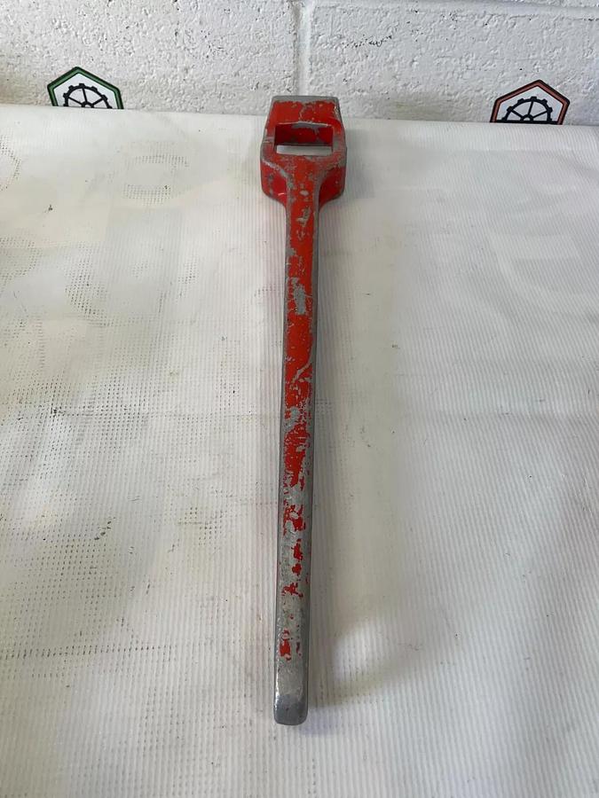 Used Ridgid Exposed Rachet Threader Set 17 Pieces, Ratchet Threader & Strap Wrench