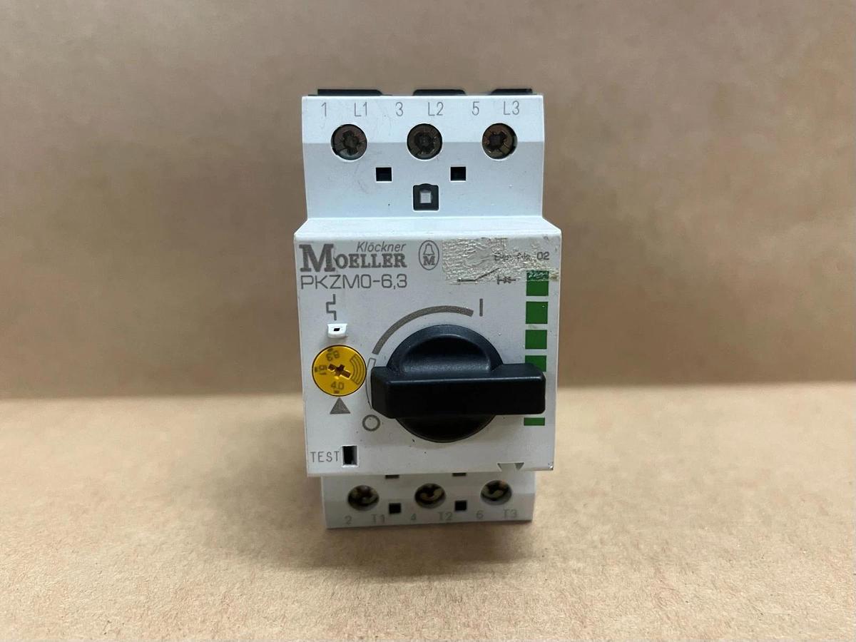 Used Moeller PKZM0-6.3 Motor Protective Circuit Breaker, 4.0-6.3A - Lot of 7