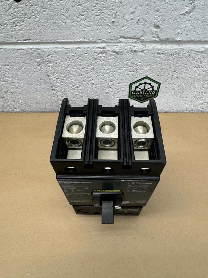 Used Square D KHL36250 Circuit Breaker, 250 A, 240-600V, 50/60Hz