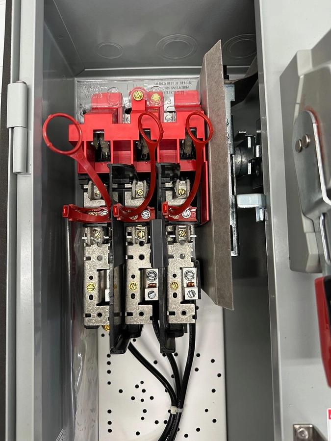 Used Eaton ECL12C1A3B Enclosure *NEW*