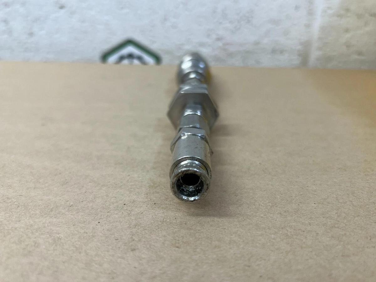 Used Swagelok QT2-316 Quick Connect